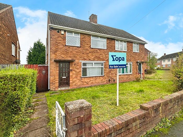 3 Bedroom Semi Detached House For Sale In Newman Avenue, Wolverhampton, WV4