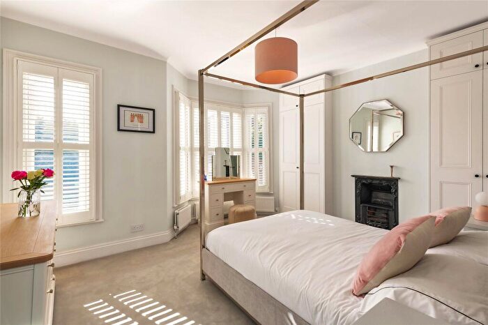 3 Bedroom Terraced House For Sale In Eversleigh Road, London, SW11