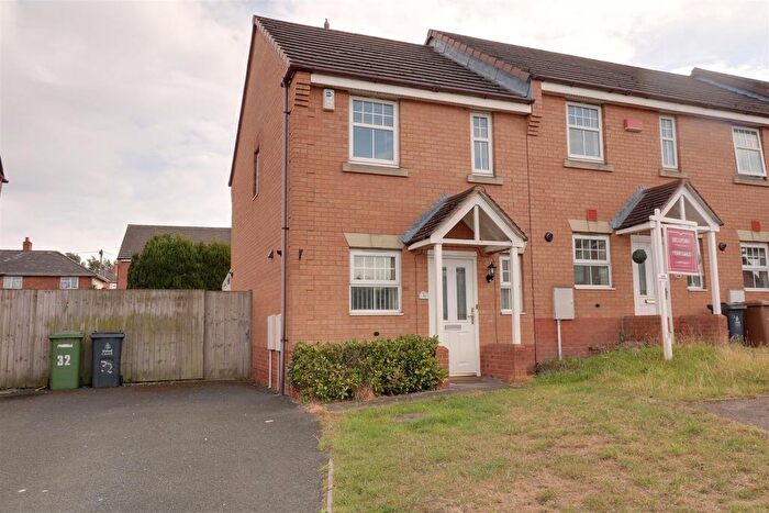 2 Bedroom End Of Terrace House To Rent In Alderley Crescent, Leamore, Walsall, WS3