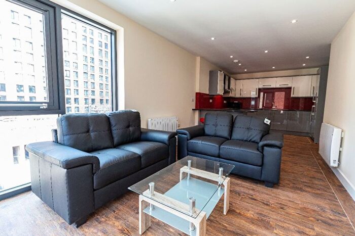 3 Bedroom Flat To Rent In Ecco, Sheffield, S11