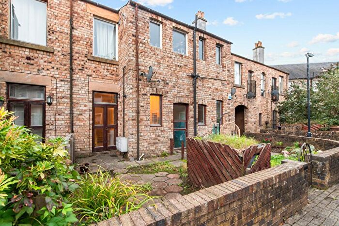 1 Bedroom Flat To Rent In Colquhoun Street, Stirling, FK7