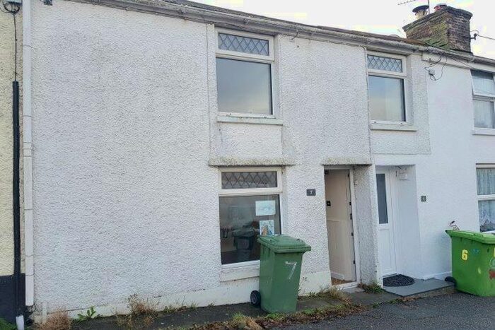 2 Bedroom Property To Rent In Prospect Place, Hayle, TR27