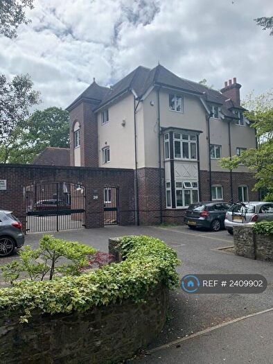 2 Bedroom Flat To Rent In Talbot Pines, Bournemouth, BH3