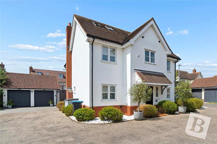 5 Bedroom Detached House For Sale In Mill Grove, High Ongar, Ongar, Essex, CM5