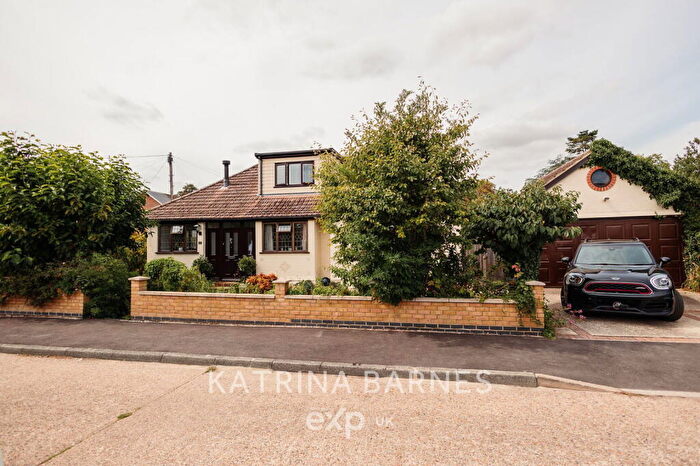 4 Bedroom Detached House For Sale In Manor Crescent, Little Waltham, CM3