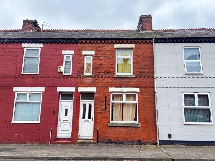 4 Bedroom Terraced House For Sale In Rostherne Street, Manchester, Greater Manchester, M6