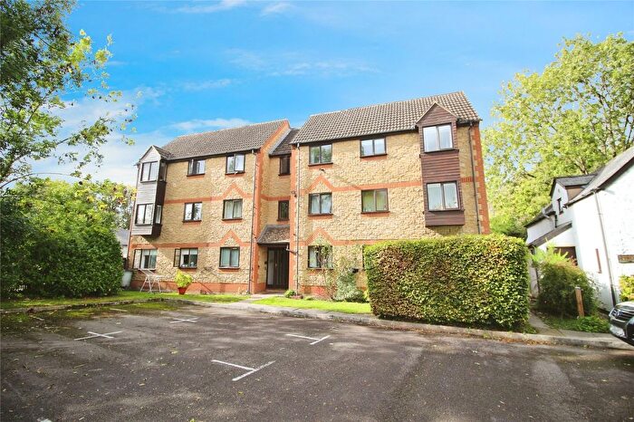 1 Bedroom Flat For Sale In Rivercourt, Beeches Road, GL7
