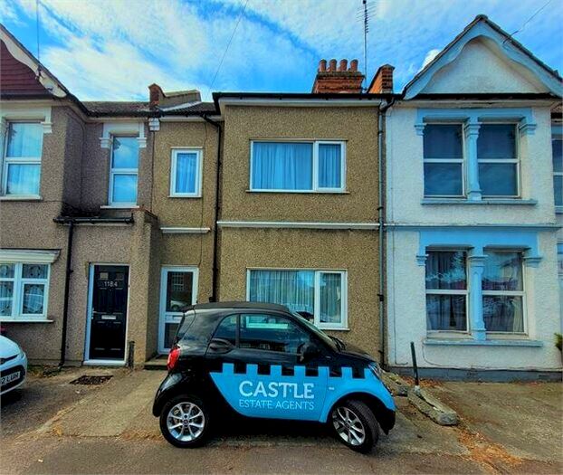 2 Bedroom Apartment To Rent In London Road, Leigh On Sea, Leigh On Sea, SS9