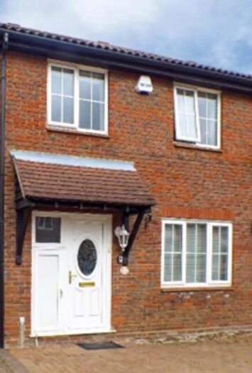 3 Bedroom Terraced House For Sale In Bay Tree Close, Sidcup, DA15