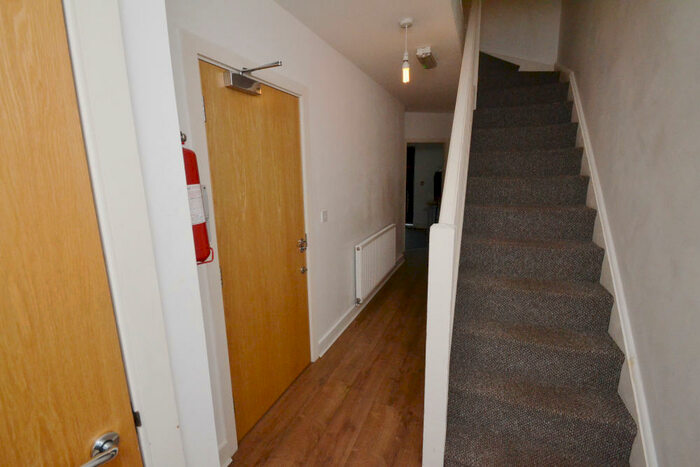 5 Bedroom Detached House To Rent In Plymouth View, Ardwick, Manchester, M13