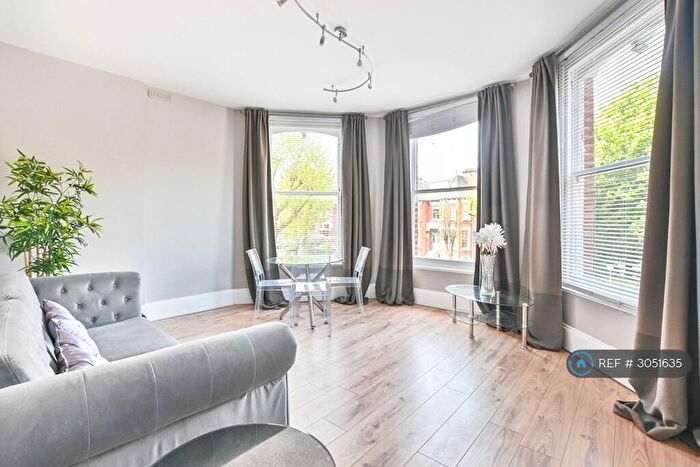1 Bedroom Flat To Rent In Christchurch Avenue, London, NW6