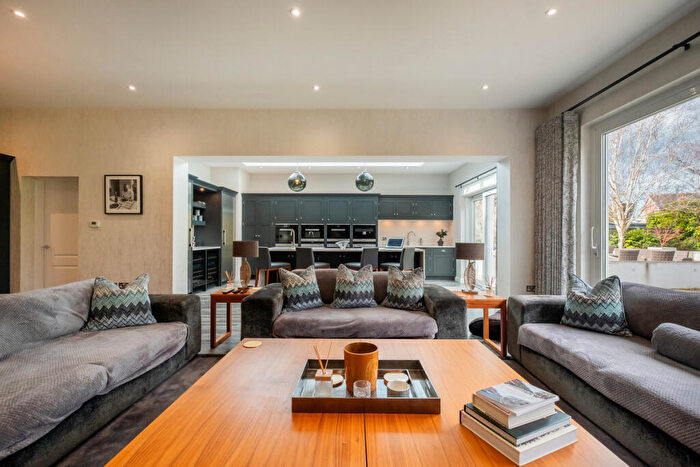 6 Bedroom Detached House For Sale In Regent Avenue, Lytham, FY8