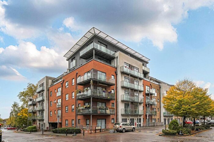 2 Bedroom Flat For Sale In Rosse Gardens, London, SE13