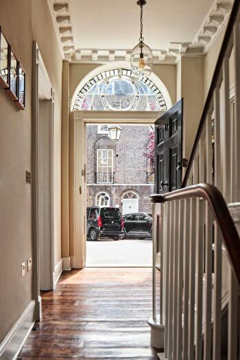 4 Bedroom Terraced House For Sale In London, EC1 - Photo 9