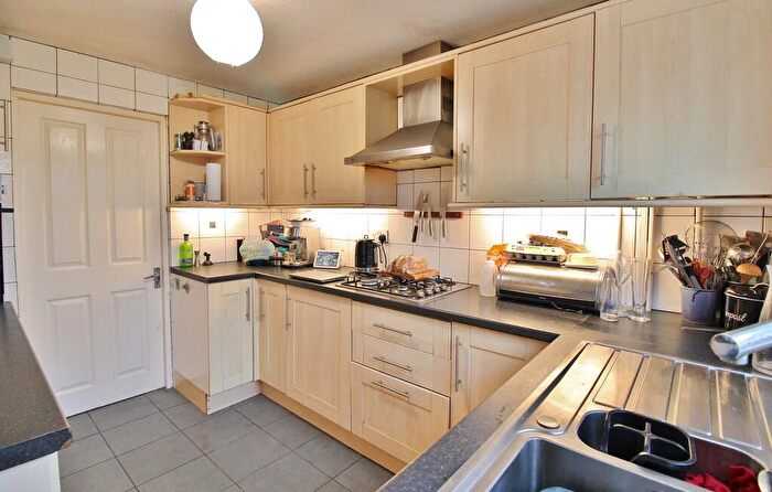 3 Bedroom Terraced House For Sale In Lechlade Gardens, Fareham, PO15