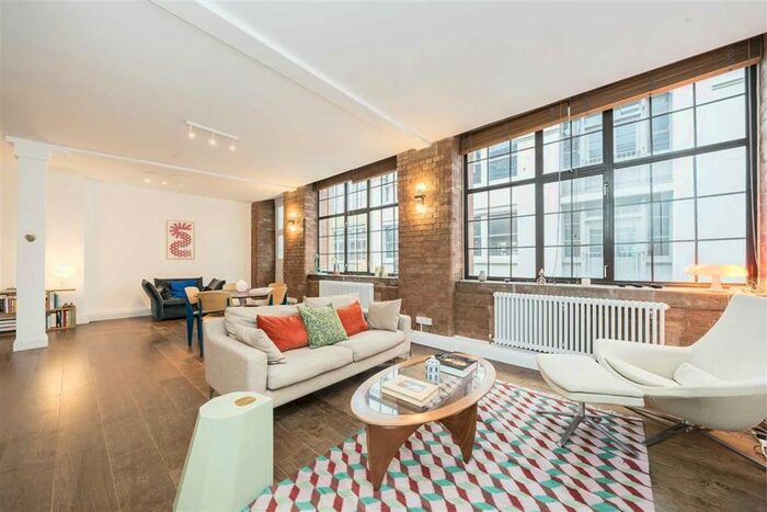 2 Bedroom Flat To Rent In Shepherdess Walk, London, N1