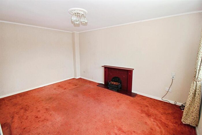 2 Bedroom End Of Terrace House For Sale In Bisley Grove, Bransholme, Hull, HU7