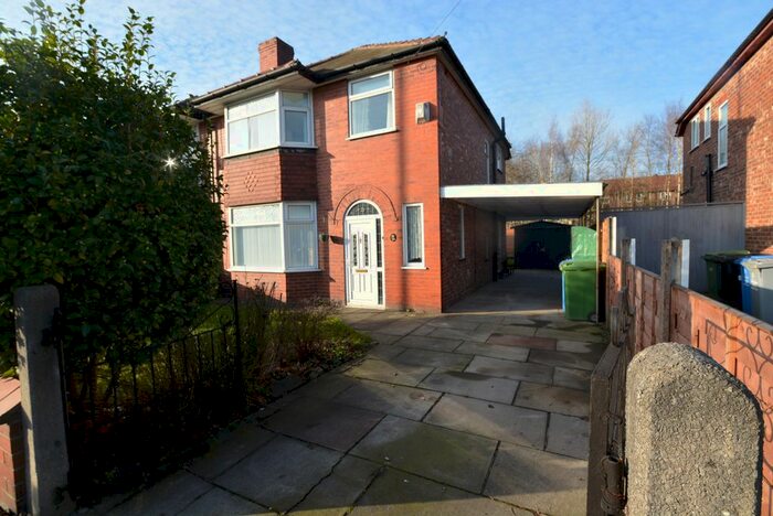 3 Bedroom Semi-Detached House To Rent In Kings Road, Stretford, Manchester M32