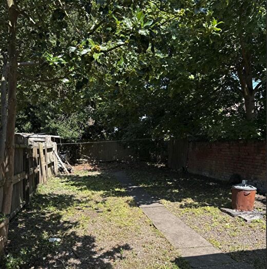 1 Bedroom Terraced House To Rent In Bedroom, First Floor Front Left, Birmingham, B16