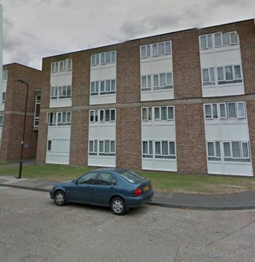 3 Bedroom Flat To Rent In St. Marys Avenue North, Southall UB2