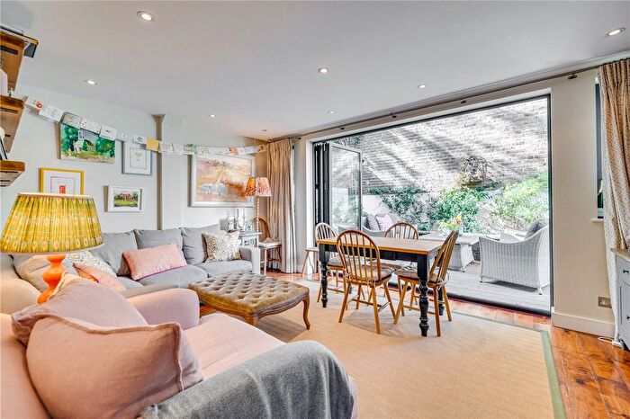 2 Bedroom Terraced House To Rent In Seagrave Road, London, SW6