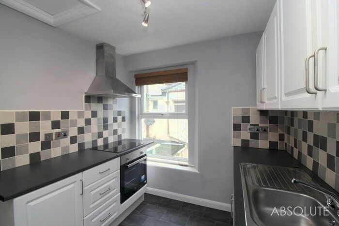 2 Bedroom Flat To Rent In A Winner Street, Paignton, Devon, TQ3