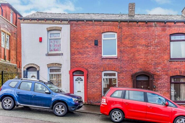 2 Bedroom House To Rent In Crompton Street, Oldham, OL1