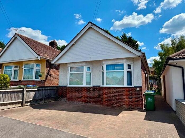 2 Bedroom Bungalow To Rent In Lytham Road, Midanbury, Southampton, SO18