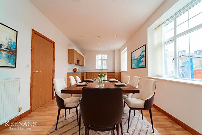 2 Bedroom Apartment For Sale In Colne Lane, Colne, BB8