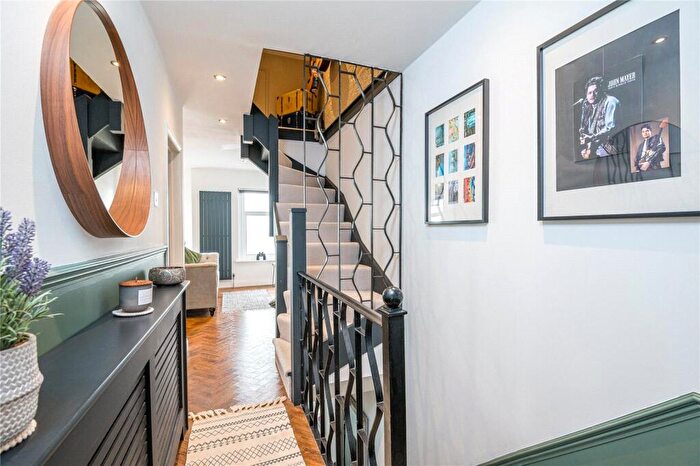 2 Bedroom Apartment To Rent In Eastern Esplanade, Southend-on-Sea, Essex, SS1