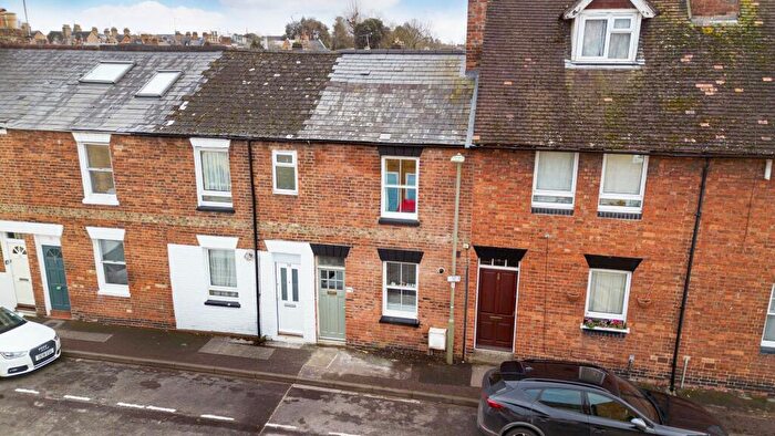 3 Bedroom Terraced House For Sale In Great Clarendon Street, Oxford, OX2
