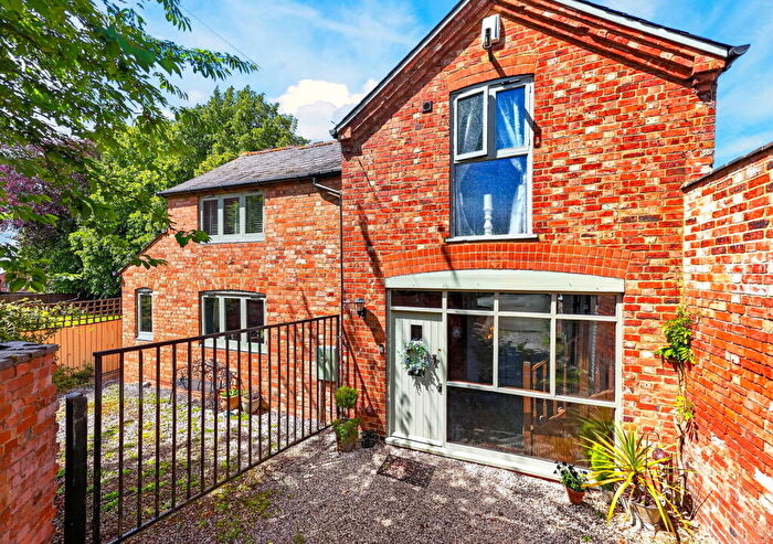 3 Bedroom Detached House For Sale In William Street, Kettering, NN16