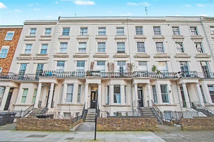 2 Bedroom Flat For Sale In Belgrave Gardens, St John'S Wood, NW8