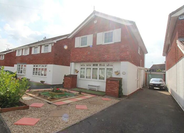 3 Bedroom House To Rent In Elmdale Drive, Kidderminster, DY10