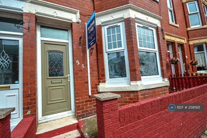 2 Bedroom Flat To Rent In Alverthorpe Street, South Shields, NE33