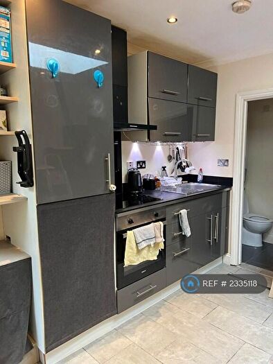 Studio To Rent In Brookhill Road, London, SE18