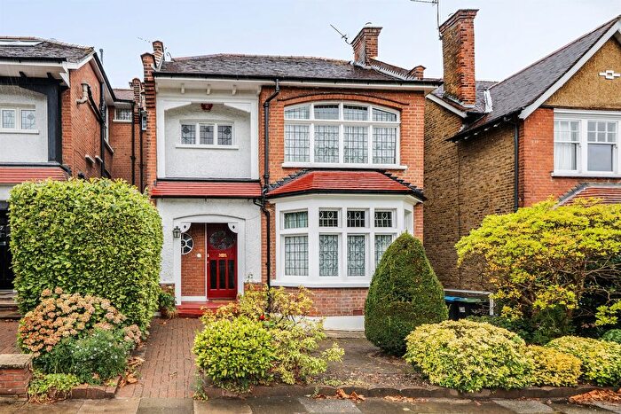 5 Bedroom Semi Detached House For Sale In Old Park Ridings, London, N21