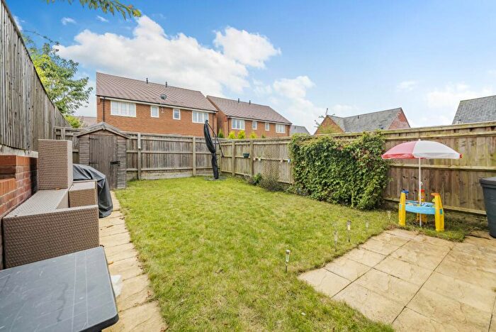 2 Bedroom Semi-Detached House For Sale In Limestone Lane, Faringdon, Oxfordshire, SN7