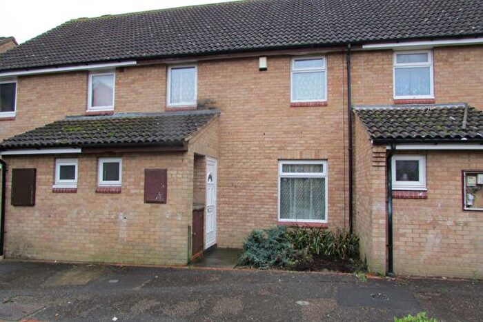 3 Bedroom Terraced House For Sale In Brudenell, Peterborough, PE2