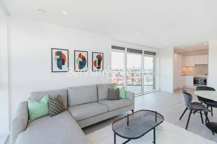 2 Bedroom Flat To Rent In Prince Regent Road, Hounslow, TW3