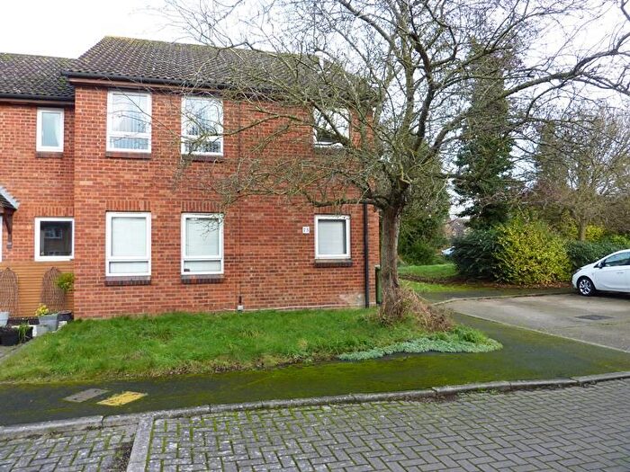 Studio To Rent In Bridgestone Drive, Bourne End, SL8