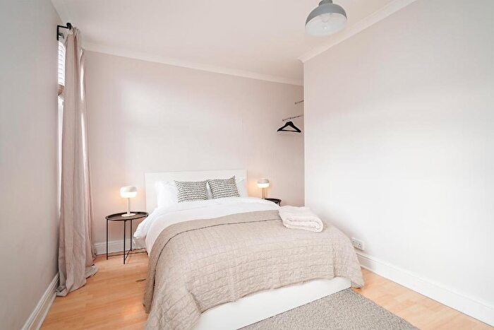 3 Bedroom Terraced House To Rent In John Street, Sheffield, S2
