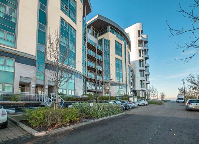 2 Bedroom Flat To Rent In Western Harbour Way, Edinburgh, EH6