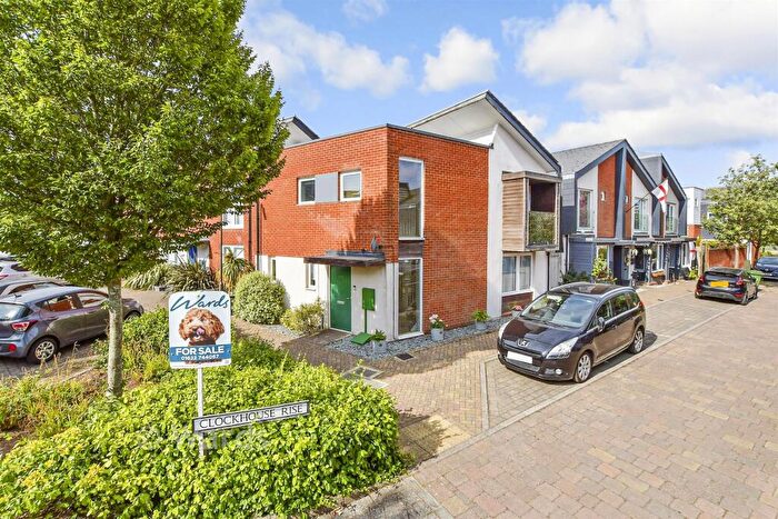 3 Bedroom End Of Terrace House For Sale In Duke Of York Way, Coxheath, Maidstone, Kent, ME17