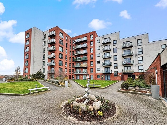 2 Bedroom Flat For Sale In Broughton Lane, The Vibe, M7