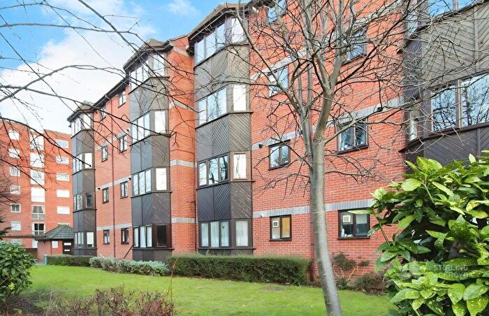 1 Bedroom Apartment To Rent In Chartwell Close, Croydon, CR0