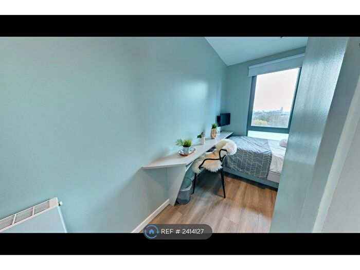 Studio To Rent In Old Oak Lane, London, NW10