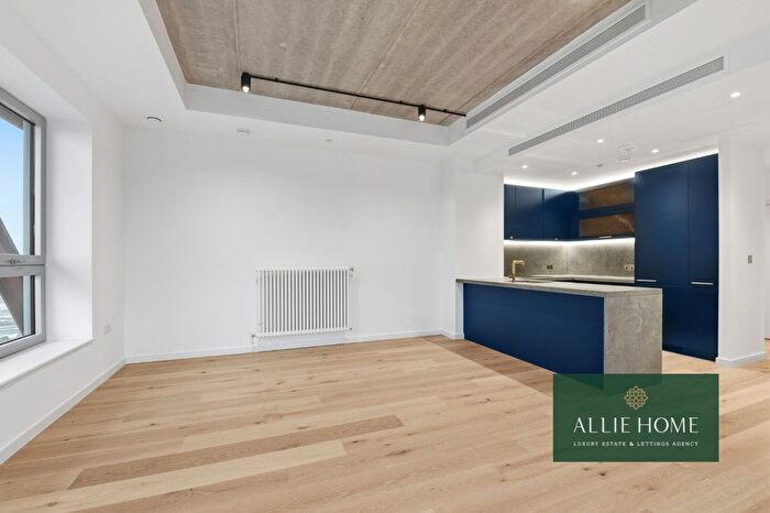 2 Bedroom Flat For Sale In Orchard Pl, Goodluck Hope, E14