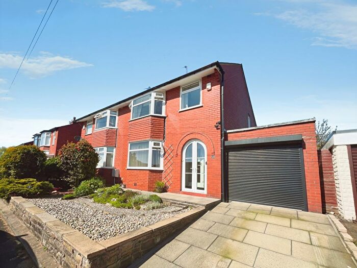 3 Bedroom Semi-detached House For Sale In Heaton Avenue, Bradshaw, BL2
