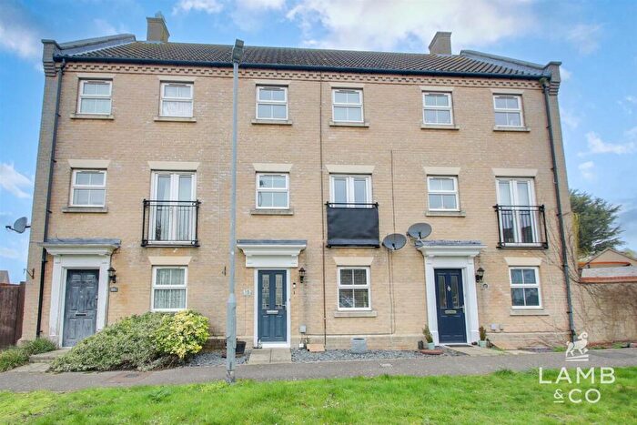 4 Bedroom Terraced House For Sale In Harpers Way, Clacton-On-Sea, CO16